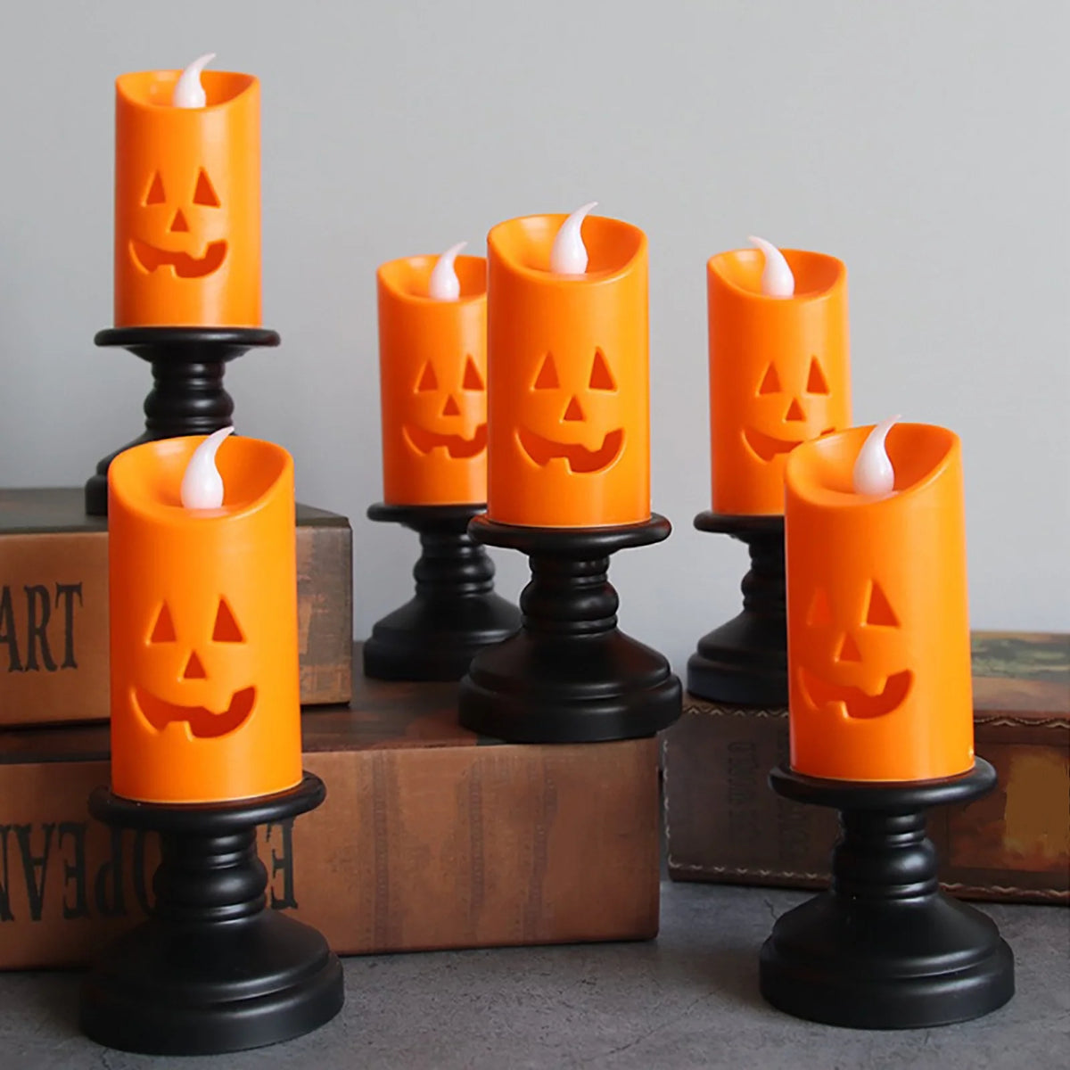 Lumières citrouille pour Halloween, bougie LED Halloween, décoration d'Halloween, lanterne citrouille, décorations citrouille — couverture